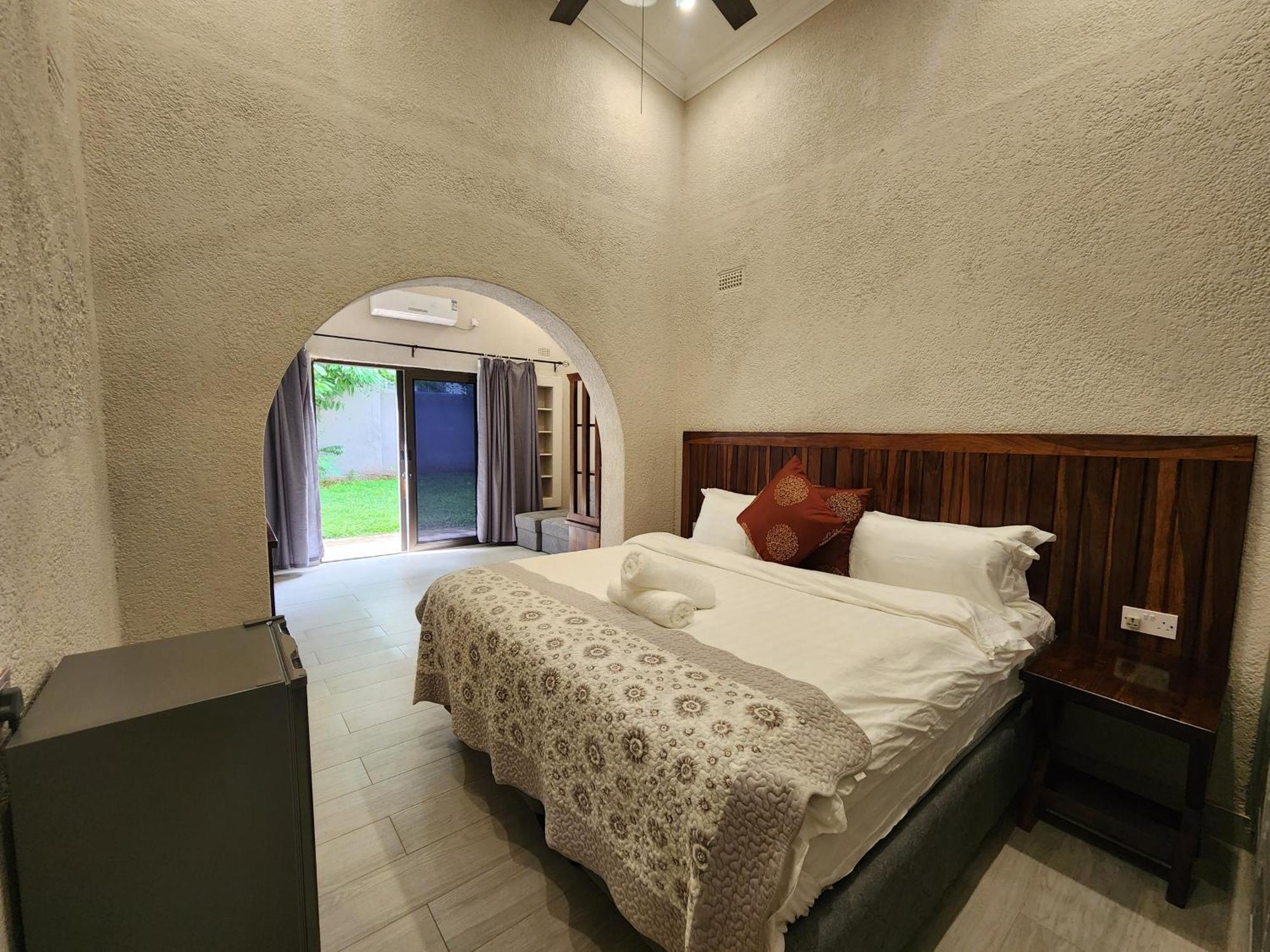 Jacaranda Lodge 维多利亚瀑布 外观 照片